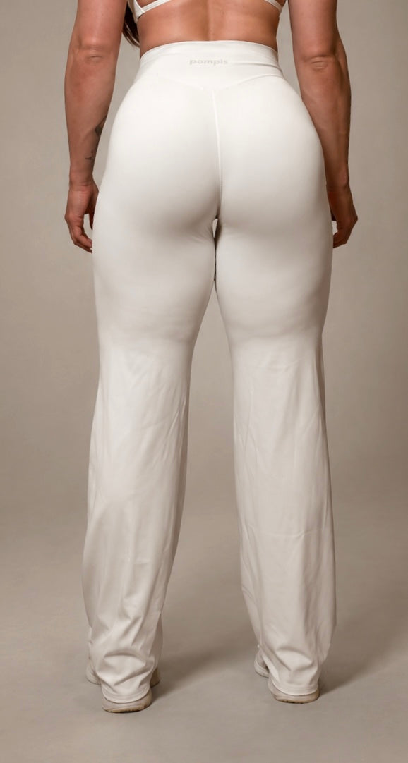 Essential Wide Leg Pants