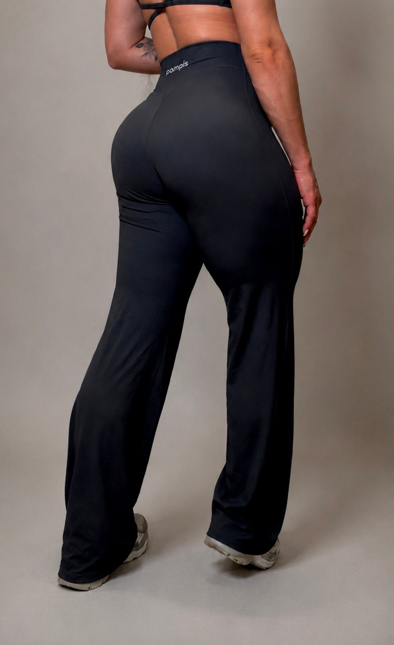 Essential Wide Leg Pants