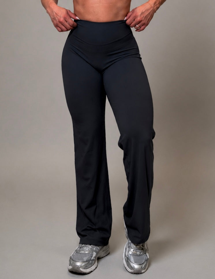 Essential Wide Leg Pants