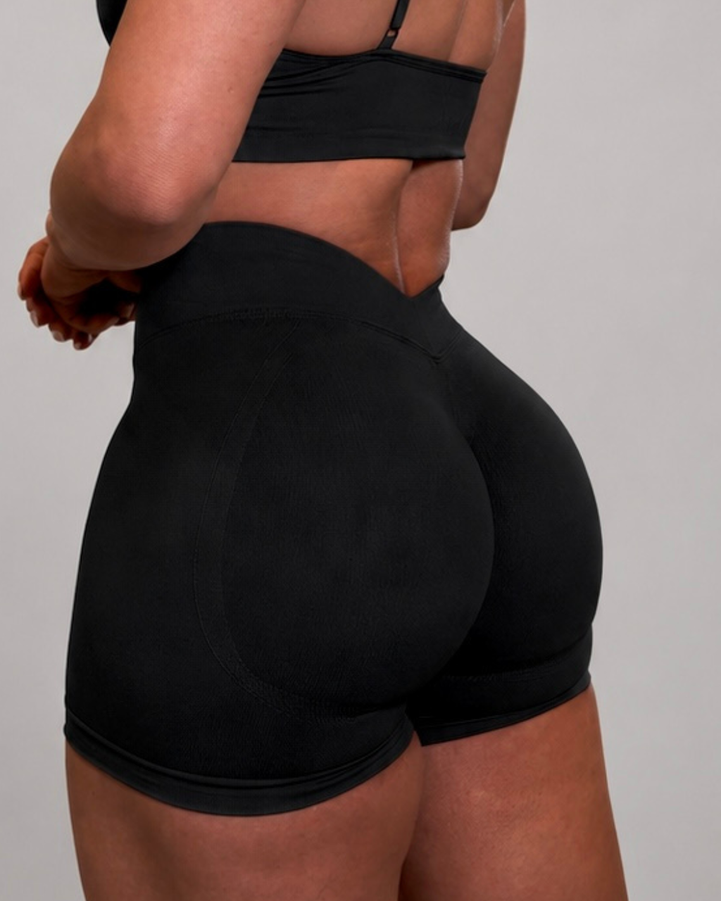 V-Sculpt Shorts